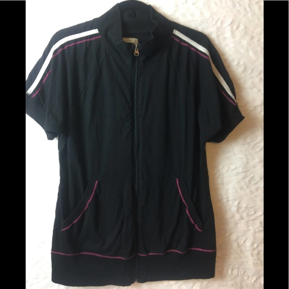 Unique Casuals zip up sleeveless top 1 Xl